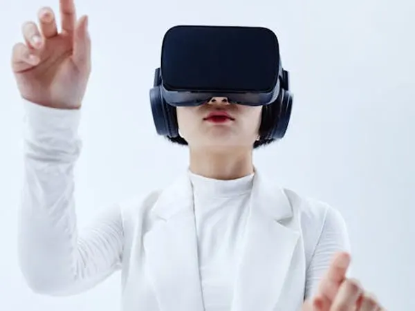 The Future of Outsourcing: Trends to Watch in 2025